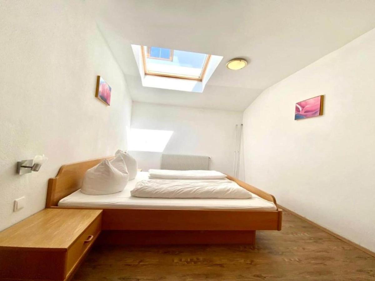 Apartment In Stubai Valley With Balcony Neustift im Stubaital Eksteriør bilde