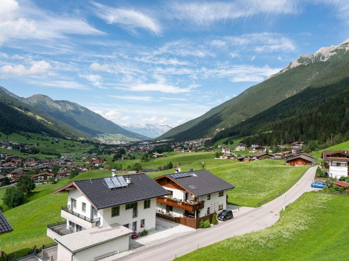 Apartment In Stubai Valley With Balcony Neustift im Stubaital Eksteriør bilde